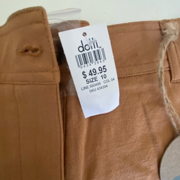 Brown shorts - Picture 3 of 3